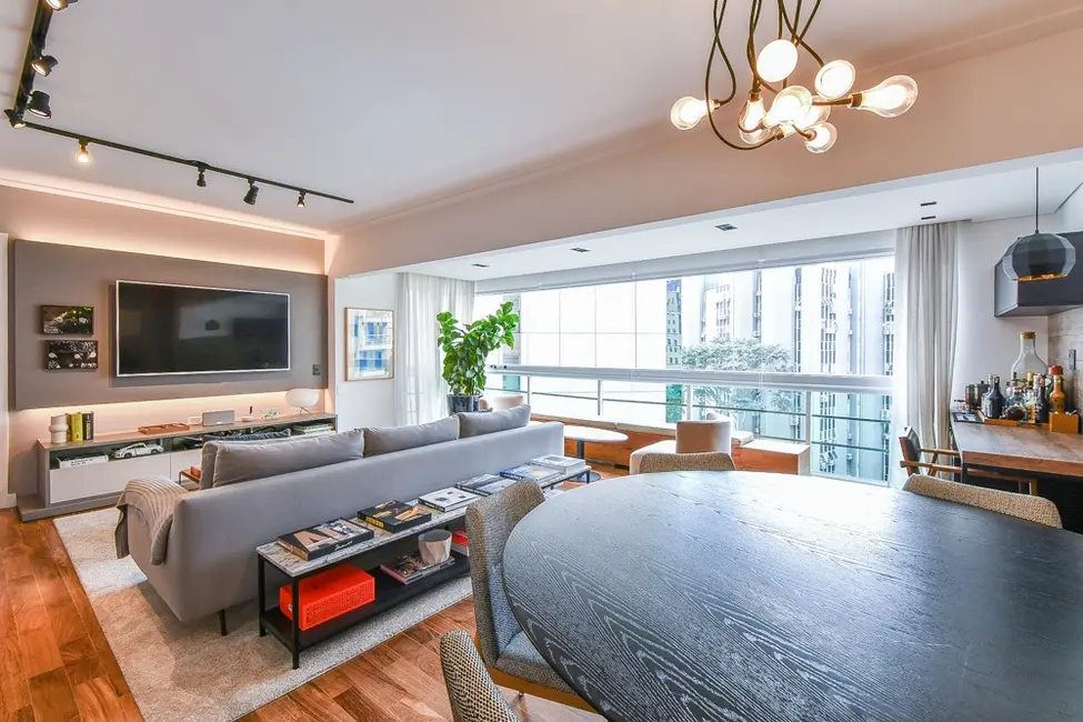 Apartamento com 2 quartos à venda, 112m2 em Vila Olímpia, São Paulo - SP - imagem 1 Foto 1 de Apartamento com 2 quartos à venda, 112m2 em Vila Olímpia, São Paulo - SP