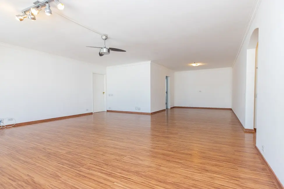 Apartamento com 4 quartos à venda, 167m2 em Jardim Marajoara, São Paulo - SP - imagem 3 Foto 3 de Apartamento com 4 quartos à venda, 167m2 em Jardim Marajoara, São Paulo - SP