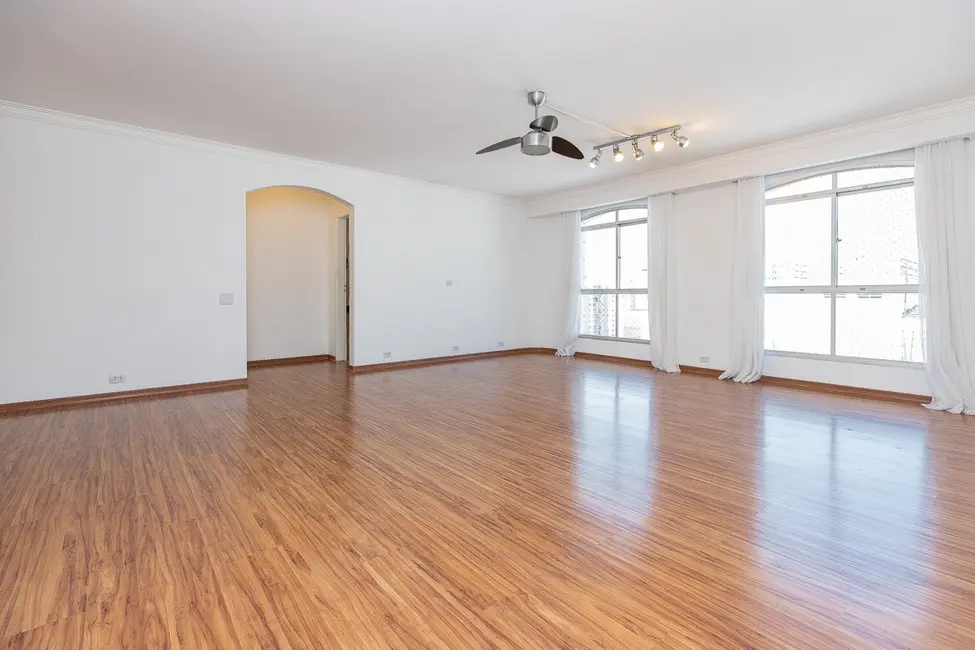 Apartamento com 4 quartos à venda, 167m2 em Jardim Marajoara, São Paulo - SP - imagem 8 Foto 8 de Apartamento com 4 quartos à venda, 167m2 em Jardim Marajoara, São Paulo - SP