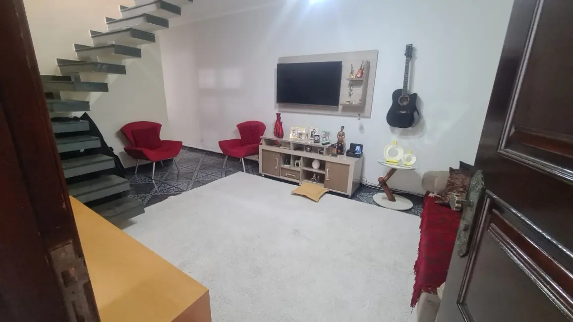 Foto 2 de Sobrado com 4 quartos à venda, 170m2 em Vila Jaguari, São Paulo - SP