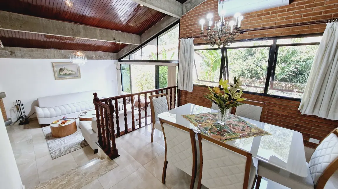 Foto 9 de Casa com 3 quartos à venda, 245m2 em Vila Suzana, São Paulo - SP