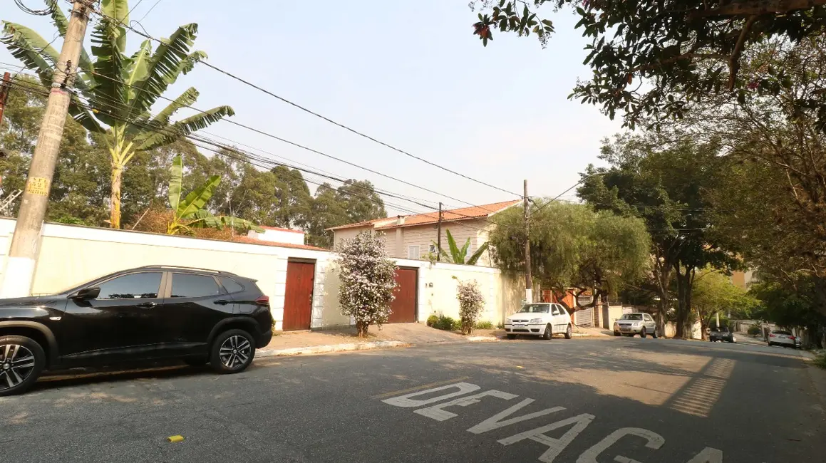 Foto 2 de Casa com 3 quartos à venda, 245m2 em Vila Suzana, São Paulo - SP