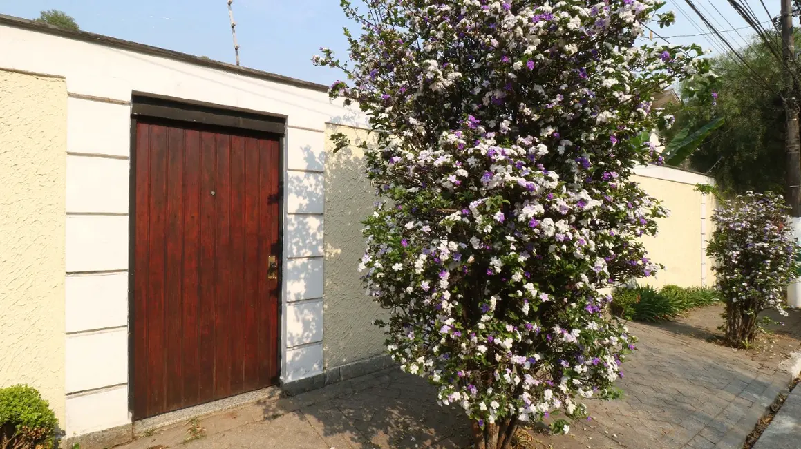 Foto 3 de Casa com 3 quartos à venda, 245m2 em Vila Suzana, São Paulo - SP