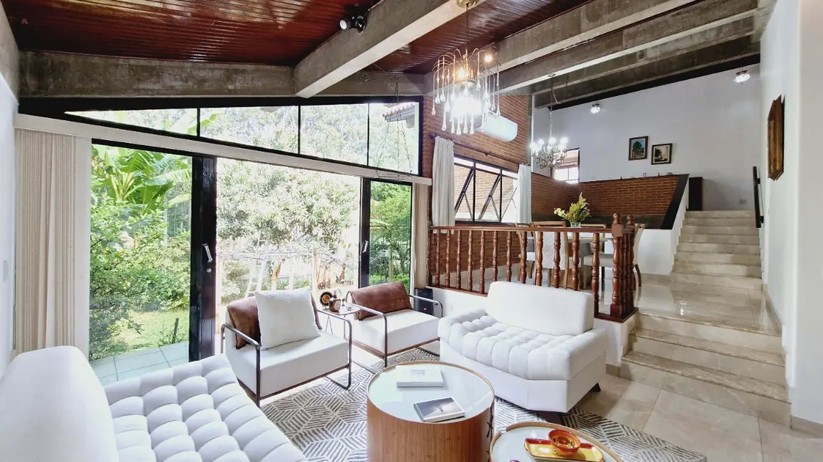 Foto 1 de Casa com 3 quartos à venda, 245m2 em Vila Suzana, São Paulo - SP