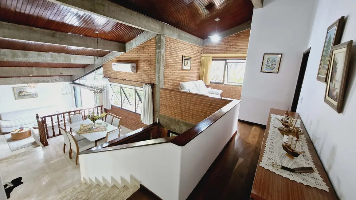 Foto 8 de Casa com 3 quartos à venda, 245m2 em Vila Suzana, São Paulo - SP