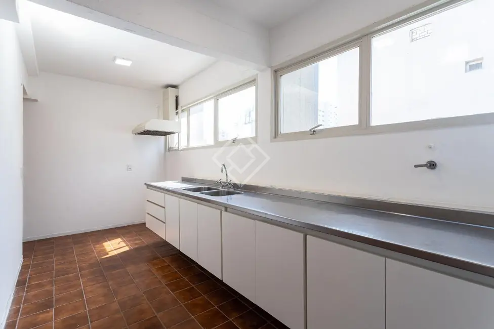 Foto 9 de Apartamento com 3 quartos à venda, 121m2 em Itaim Bibi, São Paulo - SP