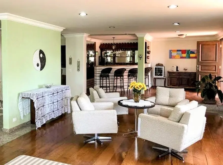 Casa de Condomínio com 4 quartos à venda, 587m2 em Jardim Passárgada I, Cotia - SP - imagem 8 Foto 8 de Casa de Condomínio com 4 quartos à venda, 587m2 em Jardim Passárgada I, Cotia - SP