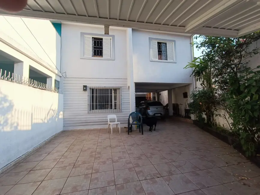 Foto 1 de Casa com 3 quartos à venda, 200m2 em Vila do Castelo, São Paulo - SP
