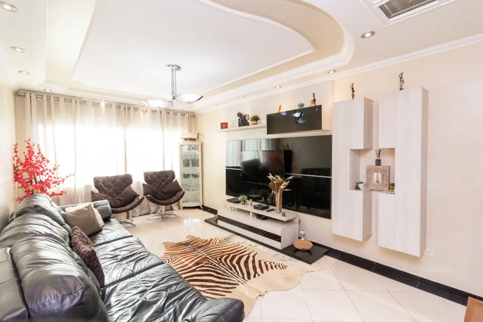 Sobrado com 3 quartos à venda, 156m2 em Chácara Inglesa, São Paulo - SP - imagem 1 Foto 1 de Sobrado com 3 quartos à venda, 156m2 em Chácara Inglesa, São Paulo - SP