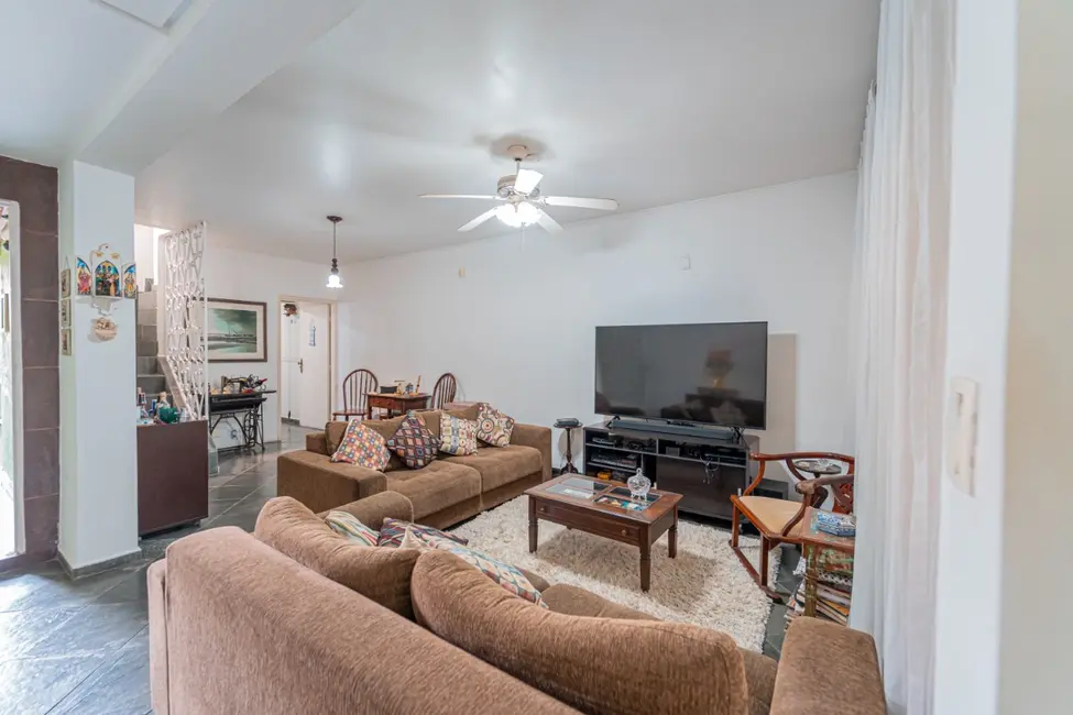 Foto 2 de Sobrado com 3 quartos à venda, 174m2 em Vila São Paulo, São Paulo - SP