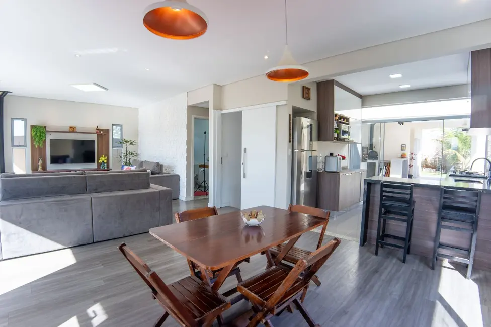 Foto 4 de Casa de Condomínio com 3 quartos à venda, 360m2 em Colinas de Parnaíba I, Santana De Parnaiba - SP