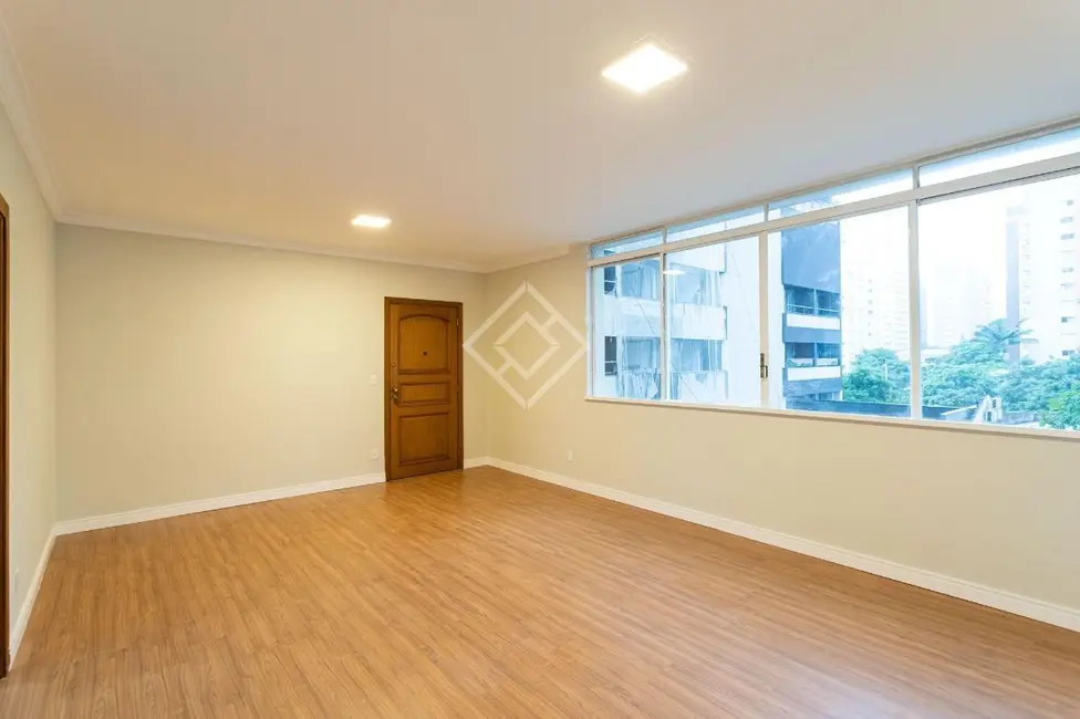 Foto 3 de Apartamento com 3 quartos à venda, 134m2 em Jardim Paulista, São Paulo - SP