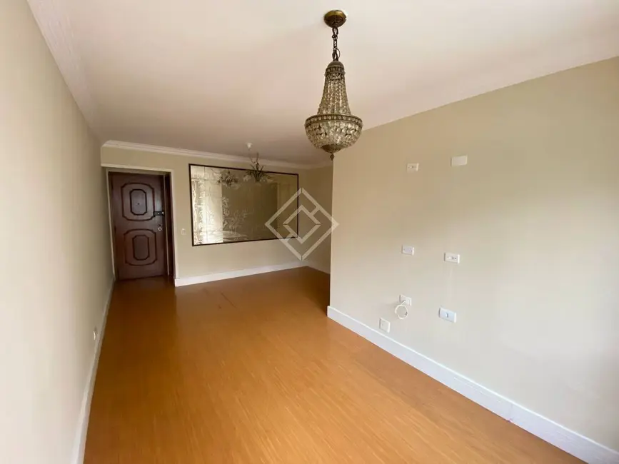 Apartamento com 3 quartos para alugar, 75m2 em Aclimação, São Paulo - SP - imagem 4 Foto 4 de Apartamento com 3 quartos para alugar, 75m2 em Aclimação, São Paulo - SP