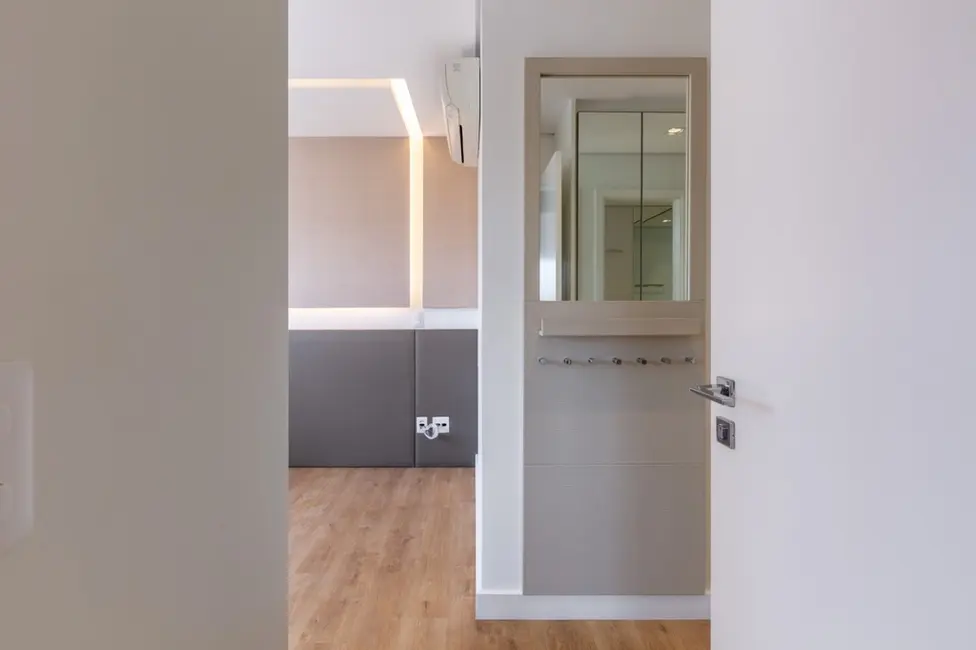 Foto 8 de Apartamento com 3 quartos à venda, 109m2 em Vila Olímpia, São Paulo - SP