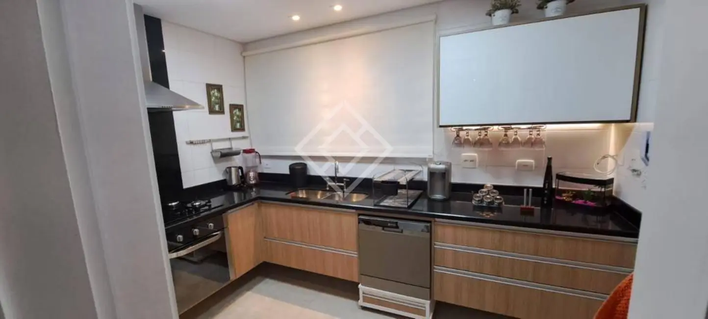 Foto 9 de Apartamento com 3 quartos à venda, 141m2 em Vila Suzana, São Paulo - SP