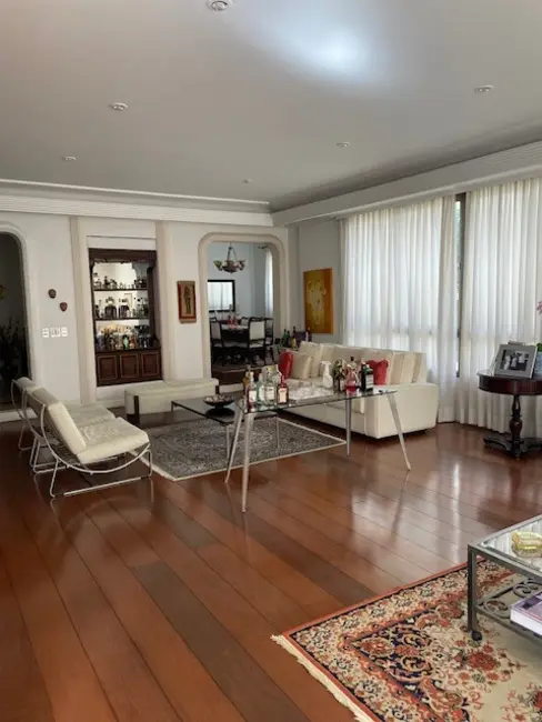 Foto 4 de Apartamento com 5 quartos à venda, 425m2 em Vila Suzana, São Paulo - SP