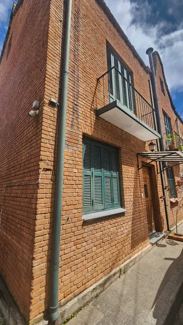 Foto 1 de Casa de Vila com 4 quartos à venda, 140m2 em Santana, São Paulo - SP