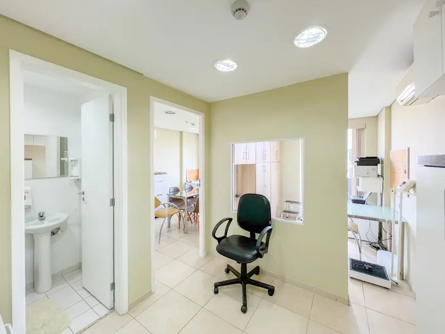 Sala Comercial à venda, 30m2 em Vila Mariana, São Paulo - SP - imagem 1 Foto 1 de Sala Comercial à venda, 30m2 em Vila Mariana, São Paulo - SP