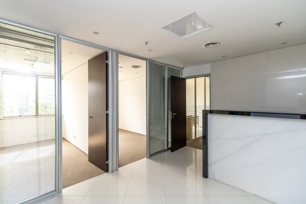 Sala Comercial à venda, 180m2 em Jardim Paulista, São Paulo - SP - imagem 9 Foto 9 de Sala Comercial à venda, 180m2 em Jardim Paulista, São Paulo - SP