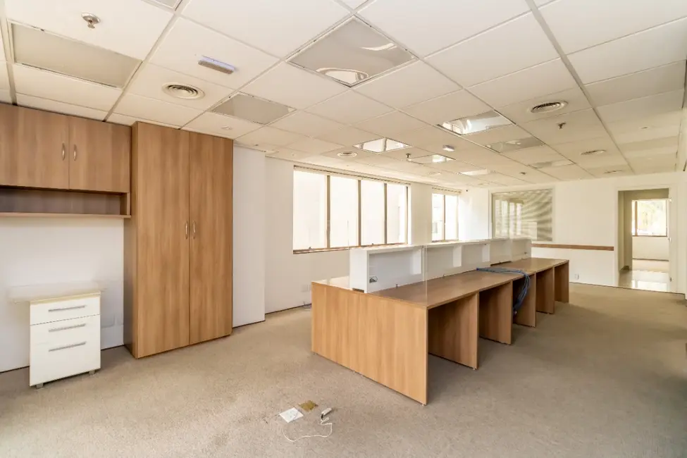 Sala Comercial à venda, 180m2 em Jardim Paulista, São Paulo - SP - imagem 2 Foto 2 de Sala Comercial à venda, 180m2 em Jardim Paulista, São Paulo - SP