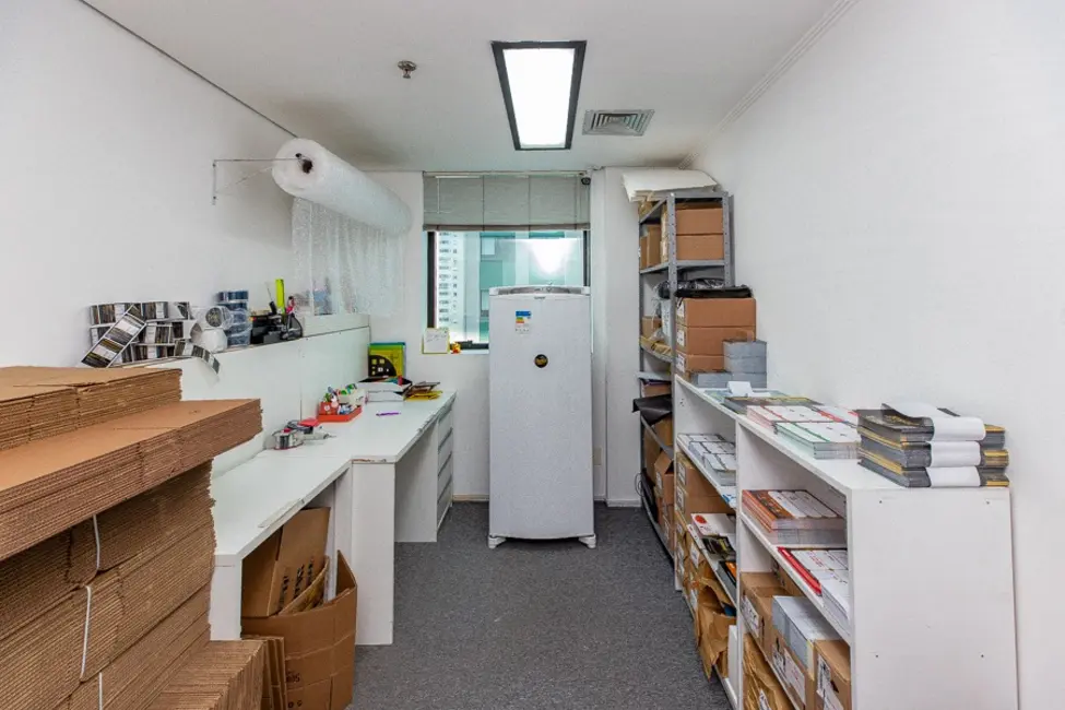 Sala Comercial à venda, 114m2 em Jardim Paulista, São Paulo - SP - imagem 6 Foto 6 de Sala Comercial à venda, 114m2 em Jardim Paulista, São Paulo - SP