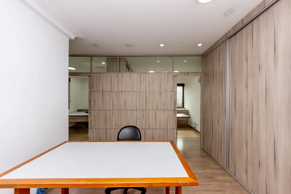 Sala Comercial à venda, 44m2 em Santo Amaro, São Paulo - SP - imagem 8 Foto 8 de Sala Comercial à venda, 44m2 em Santo Amaro, São Paulo - SP