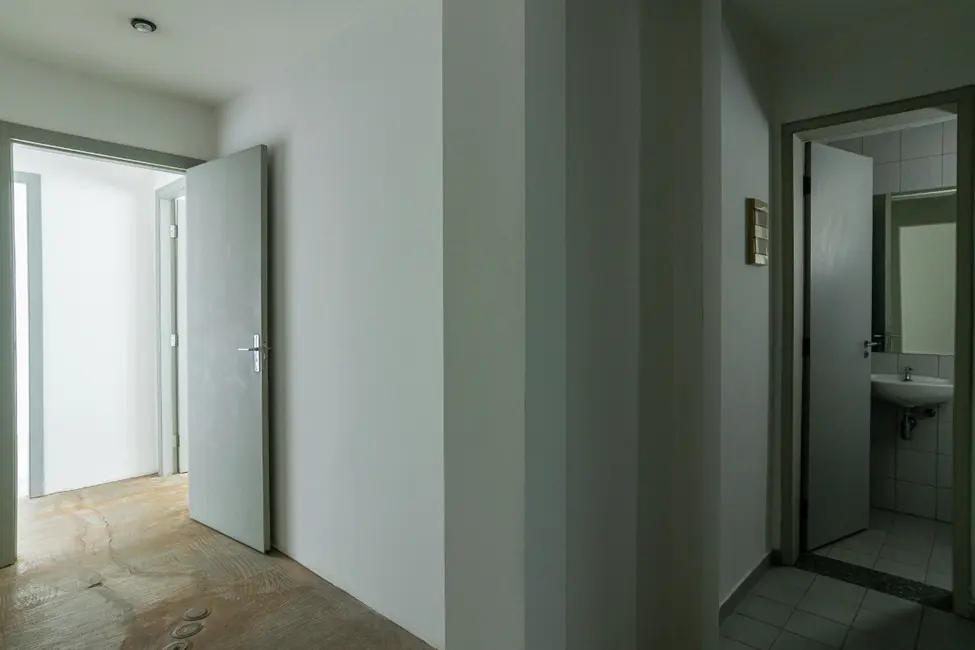 Sala Comercial à venda, 41m2 em Vila Olímpia, São Paulo - SP - imagem 2 Foto 2 de Sala Comercial à venda, 41m2 em Vila Olímpia, São Paulo - SP