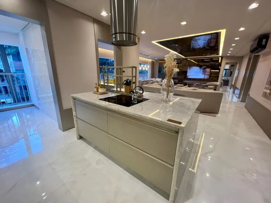 Foto 3 de Apartamento com 3 quartos à venda, 166m2 em Vila Mariana, São Paulo - SP