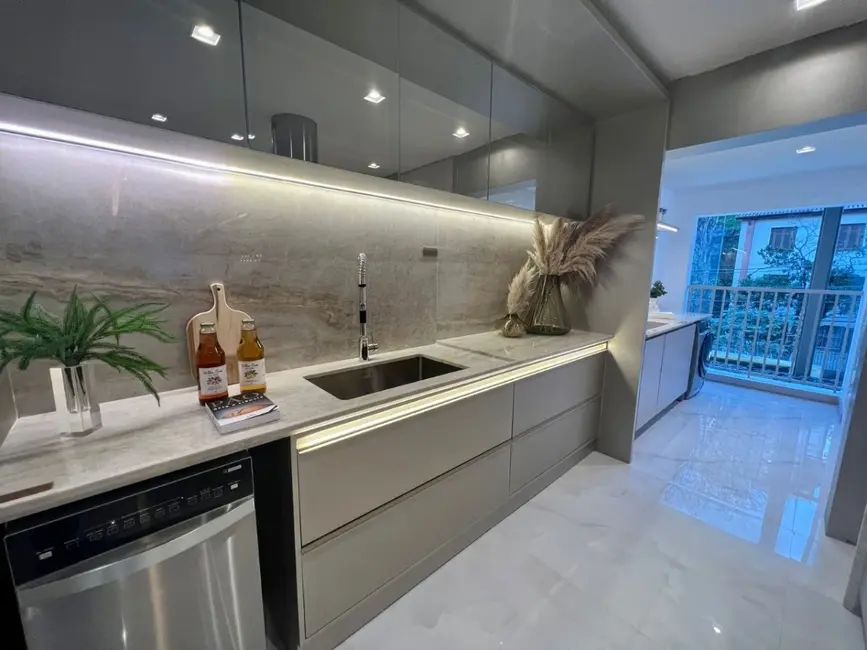 Foto 4 de Apartamento com 3 quartos à venda, 166m2 em Vila Mariana, São Paulo - SP