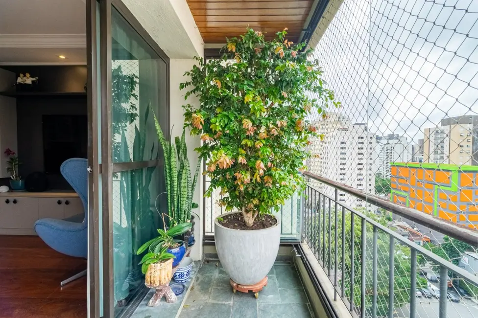 Apartamento com 3 quartos à venda, 130m2 em Indianópolis, São Paulo - SP - imagem 9 Foto 9 de Apartamento com 3 quartos à venda, 130m2 em Indianópolis, São Paulo - SP