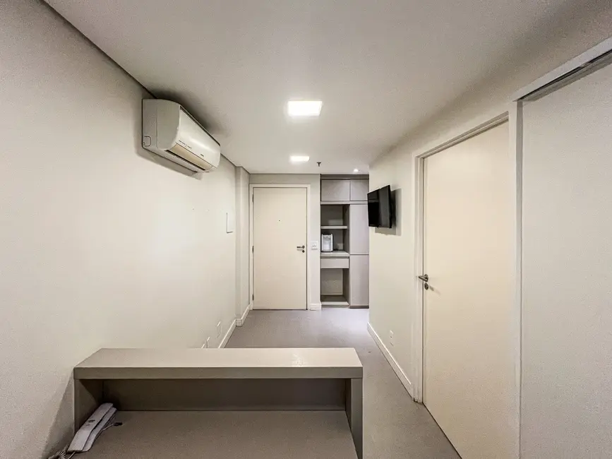 Sala Comercial à venda, 37m2 em Vila Mariana, São Paulo - SP - imagem 3 Foto 3 de Sala Comercial à venda, 37m2 em Vila Mariana, São Paulo - SP