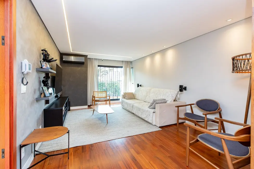 Foto 1 de Sobrado com 3 quartos à venda, 186m2 em Vila Madalena, São Paulo - SP