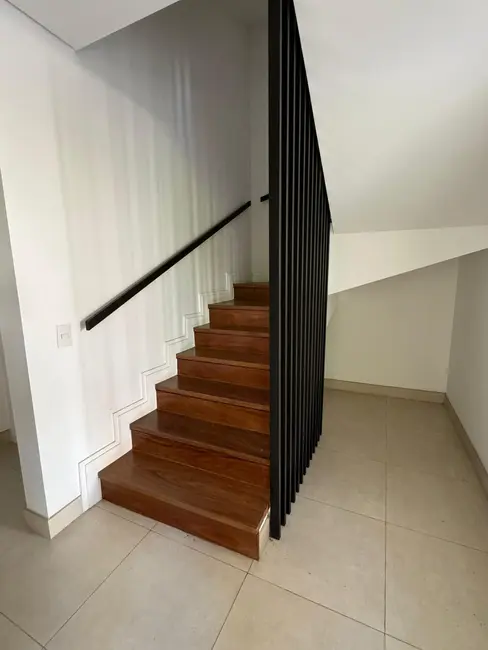 Foto 4 de Casa de Condomínio com 4 quartos à venda, 320m2 em Real Parque, São Paulo - SP