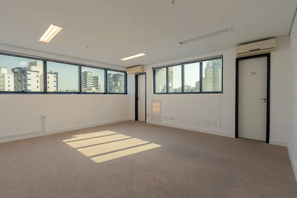 Foto 5 de Sala Comercial à venda, 34m2 em Vila Uberabinha, São Paulo - SP