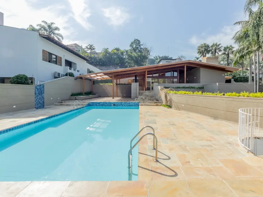 Foto 2 de Casa com 4 quartos à venda, 800m2 em Vila Tramontano, São Paulo - SP