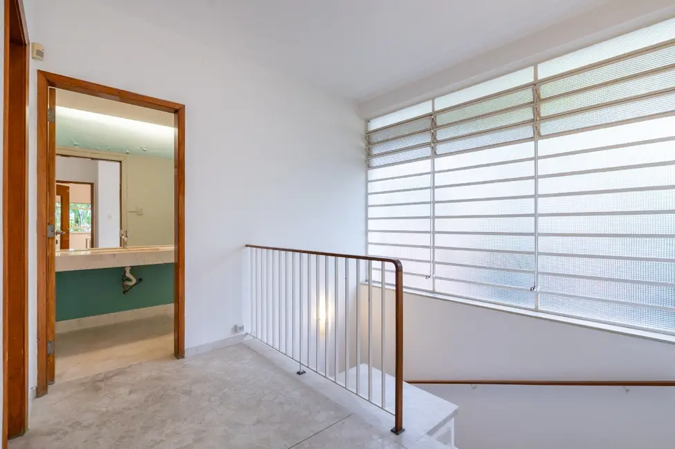 Sobrado com 3 quartos à venda, 216m2 em Jardim Paulistano, São Paulo - SP - imagem 4 Foto 4 de Sobrado com 3 quartos à venda, 216m2 em Jardim Paulistano, São Paulo - SP