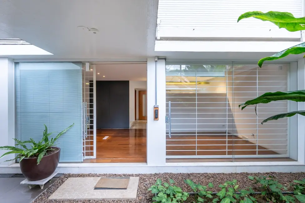 Sobrado com 3 quartos à venda, 216m2 em Jardim Paulistano, São Paulo - SP - imagem 7 Foto 7 de Sobrado com 3 quartos à venda, 216m2 em Jardim Paulistano, São Paulo - SP