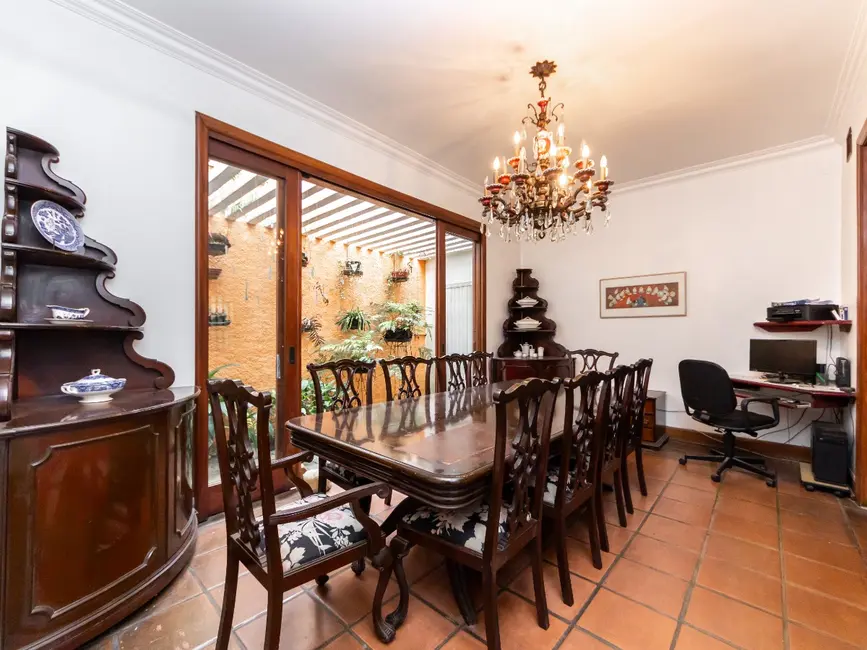 Casa com 4 quartos à venda, 400m2 em Alto de Pinheiros, São Paulo - SP - imagem 6 Foto 6 de Casa com 4 quartos à venda, 400m2 em Alto de Pinheiros, São Paulo - SP