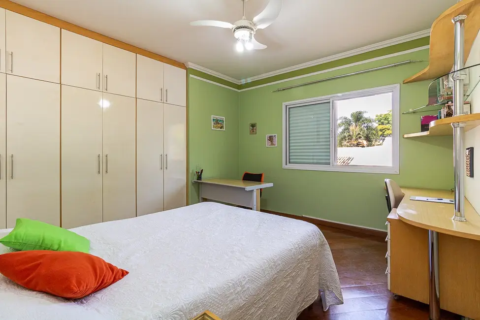 Foto 9 de Casa de Condomínio com 4 quartos à venda, 336m2 em Jardim Campo Grande, São Paulo - SP