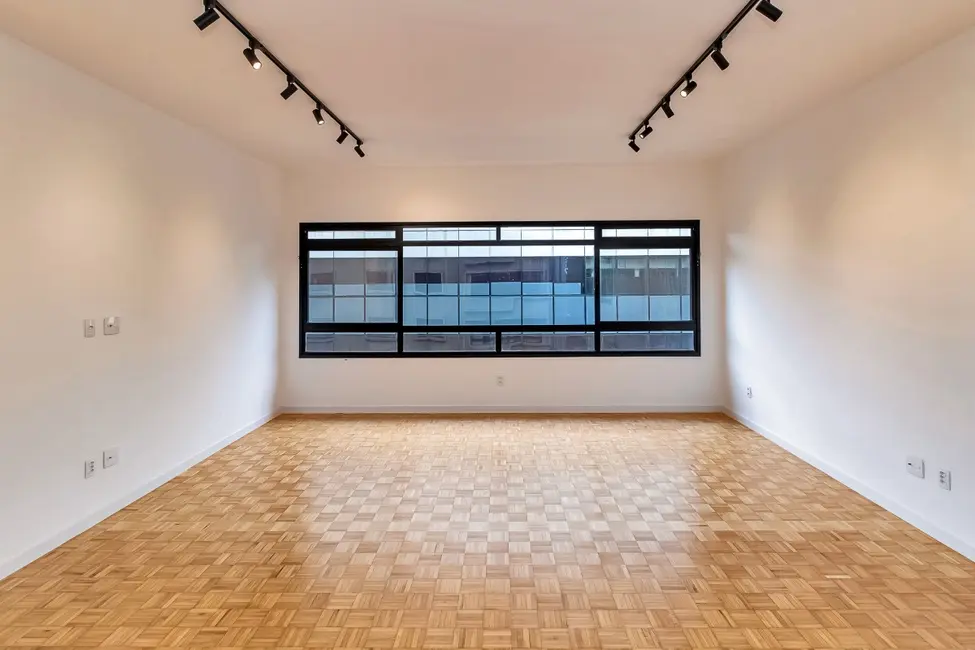 Foto 1 de Apartamento com 3 quartos à venda, 220m2 em Cerqueira César, São Paulo - SP