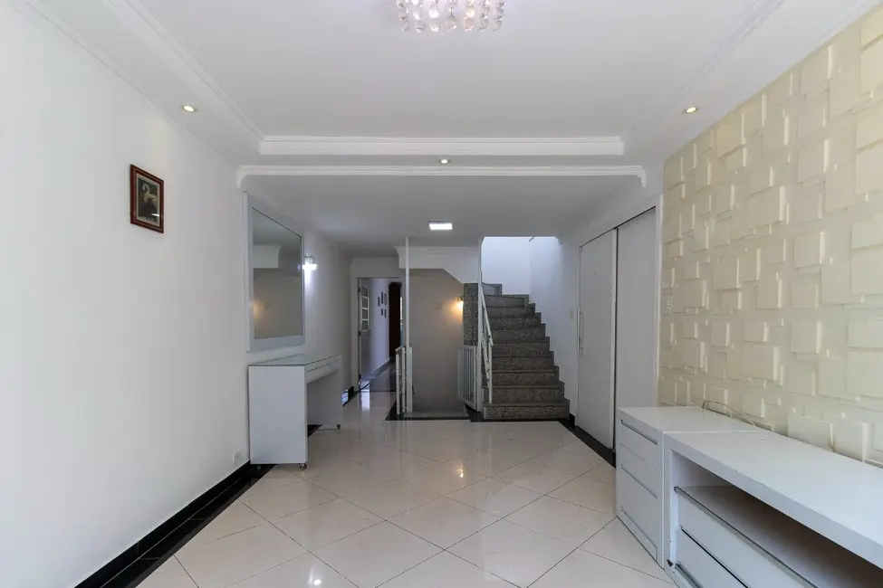 Foto 1 de Sobrado com 3 quartos à venda, 271m2 em Parque Jabaquara, São Paulo - SP