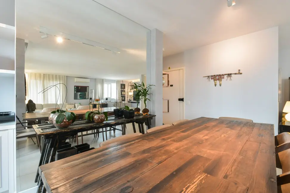 Foto 9 de Apartamento com 4 quartos à venda, 246m2 em Pinheiros, São Paulo - SP