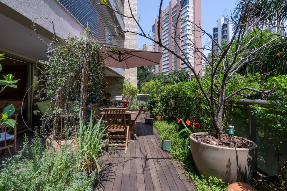 Foto 1 de Apartamento com 3 quartos à venda, 250m2 em Vila Suzana, São Paulo - SP