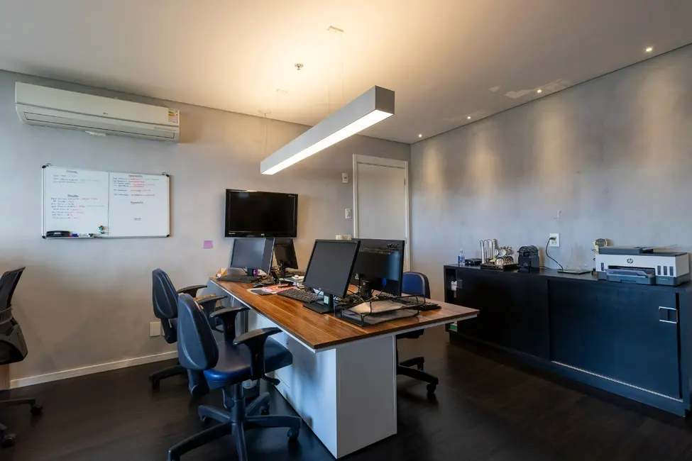 Sala Comercial à venda, 42m2 em Cidade Monções, São Paulo - SP - imagem 3 Foto 3 de Sala Comercial à venda, 42m2 em Cidade Monções, São Paulo - SP