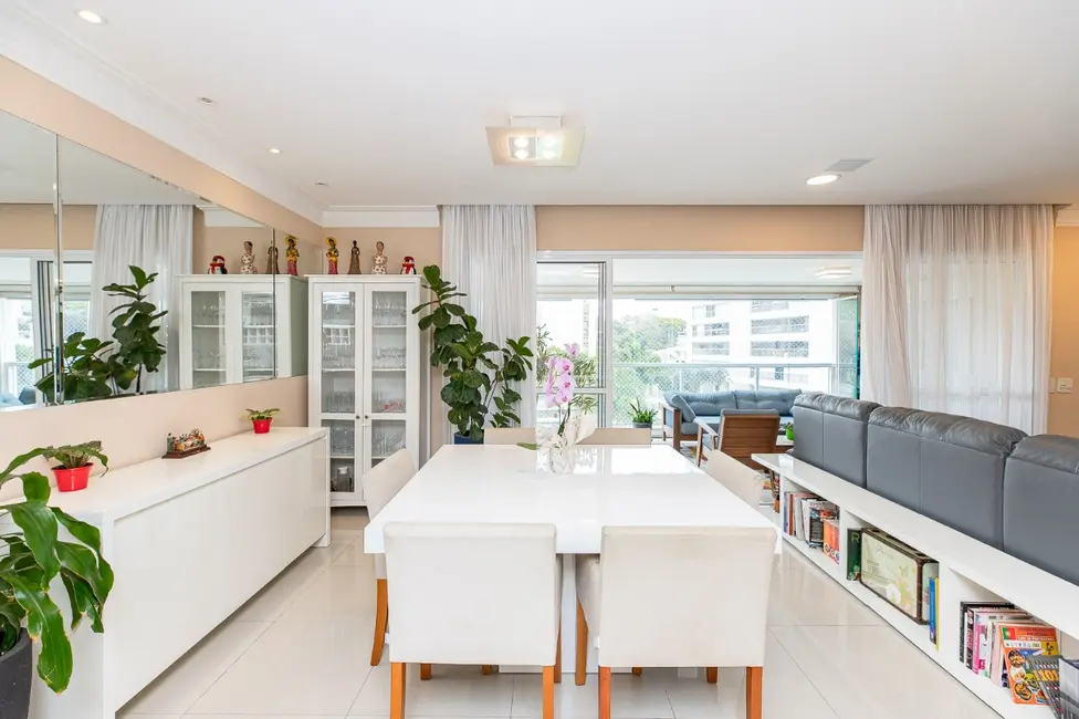 Foto 4 de Apartamento com 4 quartos à venda, 171m2 em Aclimação, São Paulo - SP