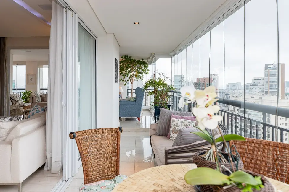 Apartamento com 3 quartos à venda, 216m2 em Jardim Vila Mariana, São Paulo - SP - imagem 8 Foto 8 de Apartamento com 3 quartos à venda, 216m2 em Jardim Vila Mariana, São Paulo - SP