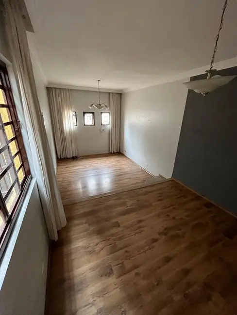 Foto 2 de Sobrado com 3 quartos à venda, 198m2 em Jardim Casablanca, São Paulo - SP