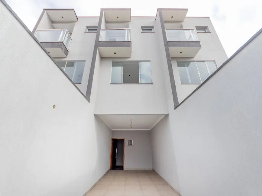 Sobrado com 3 quartos à venda, 135m2 em Vila Cunha Bueno, São Paulo - SP - imagem 4 Foto 4 de Sobrado com 3 quartos à venda, 135m2 em Vila Cunha Bueno, São Paulo - SP