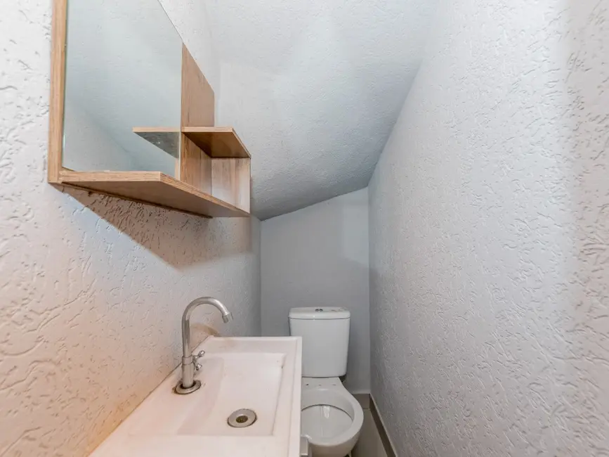 Sobrado com 3 quartos à venda, 135m2 em Vila Cunha Bueno, São Paulo - SP - imagem 6 Foto 6 de Sobrado com 3 quartos à venda, 135m2 em Vila Cunha Bueno, São Paulo - SP