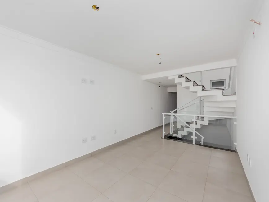 Sobrado com 3 quartos à venda, 135m2 em Vila Cunha Bueno, São Paulo - SP - imagem 9 Foto 9 de Sobrado com 3 quartos à venda, 135m2 em Vila Cunha Bueno, São Paulo - SP